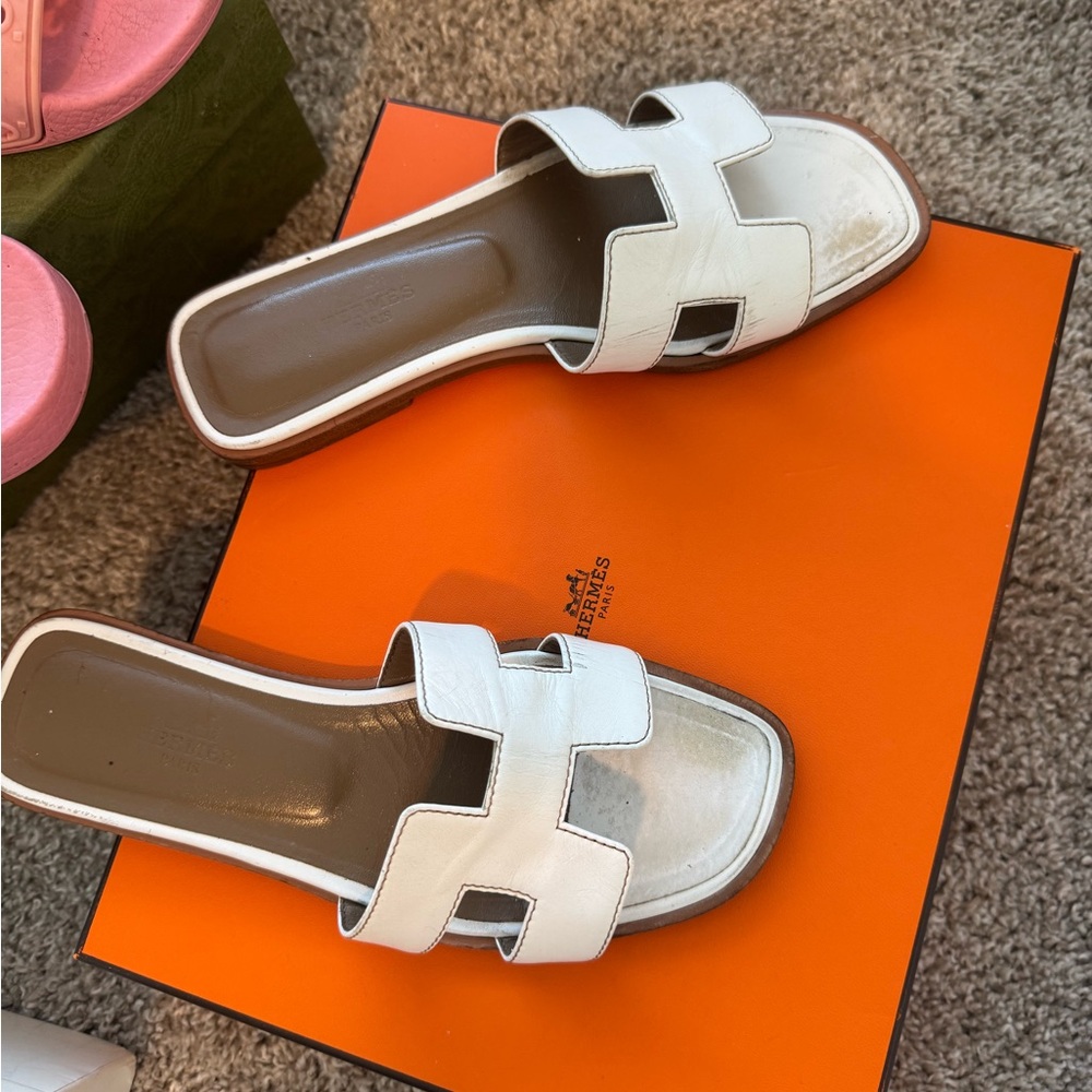 White Hermes Oran Sandals